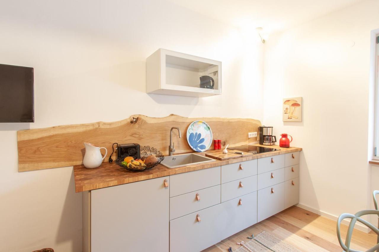 Juliusliving - Modernes Wohnen An Der Juliuspromenade Apartment Вюрцбург Екстериор снимка