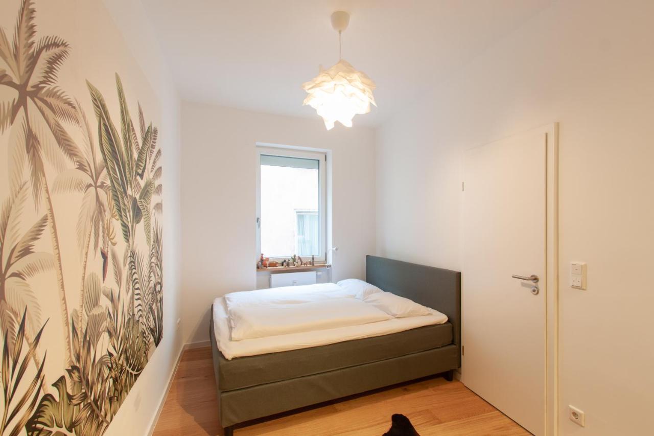 Juliusliving - Modernes Wohnen An Der Juliuspromenade Apartment Вюрцбург Екстериор снимка